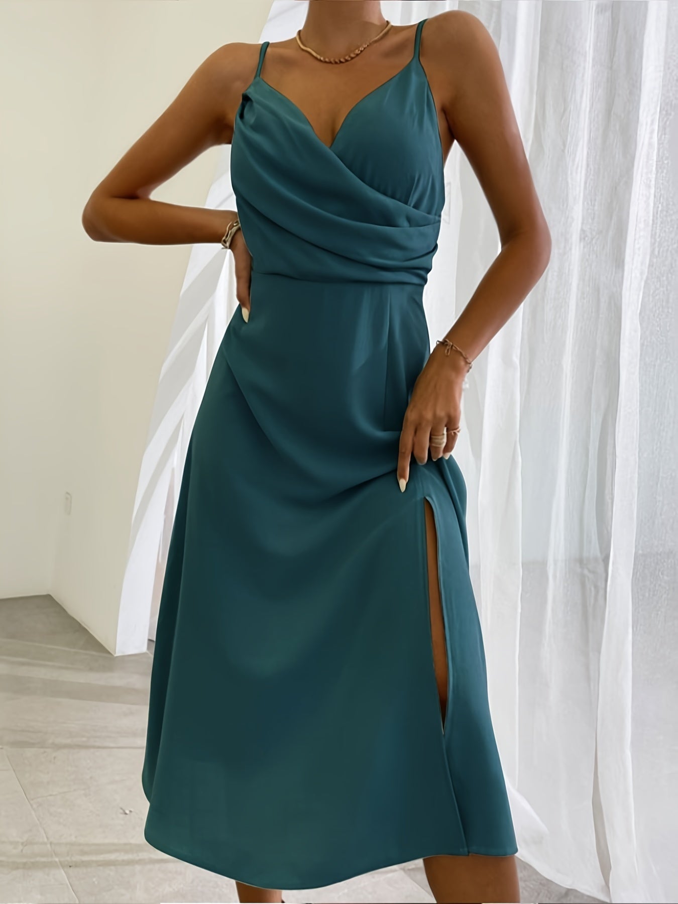 B&B - V-neck Robe