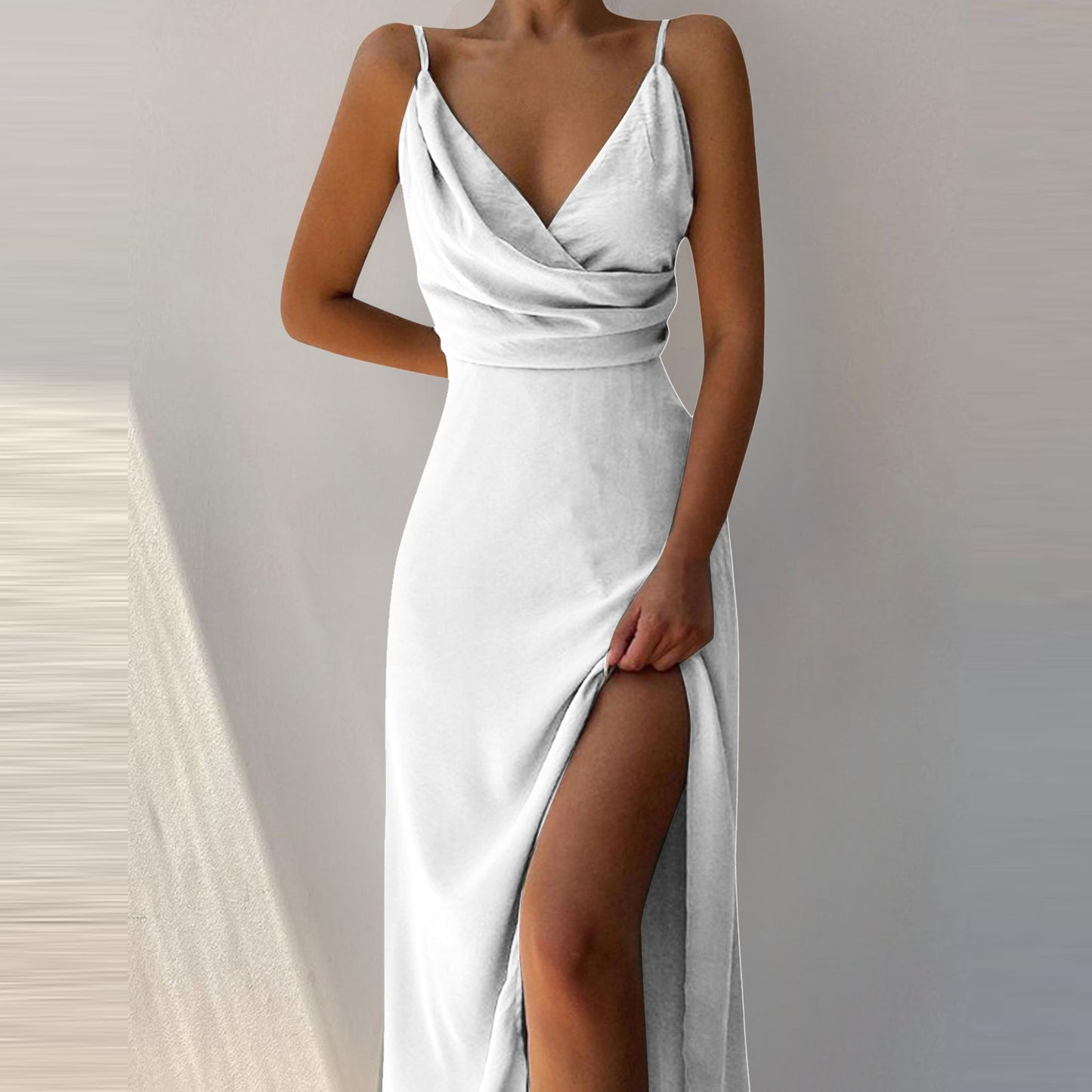 B&B - V-neck Robe